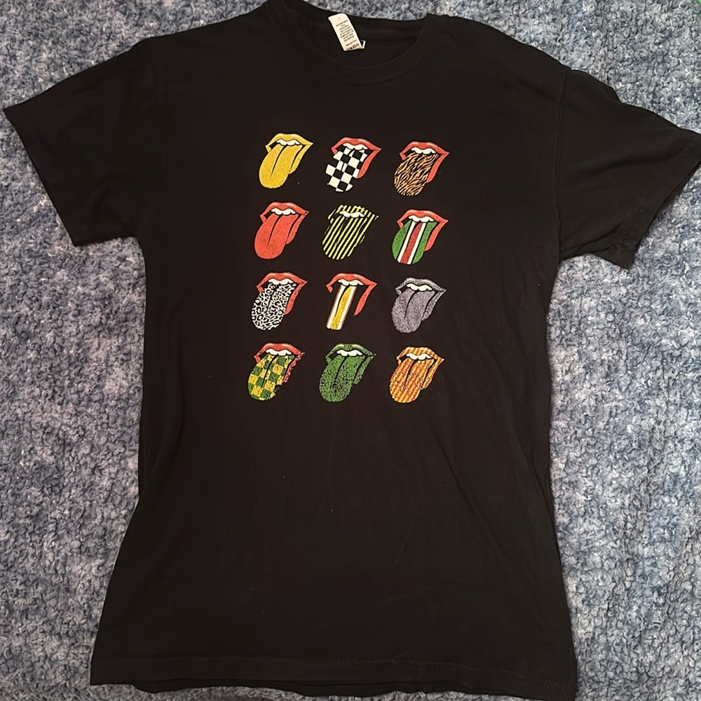 Black size small (2-4) shirt with tongus